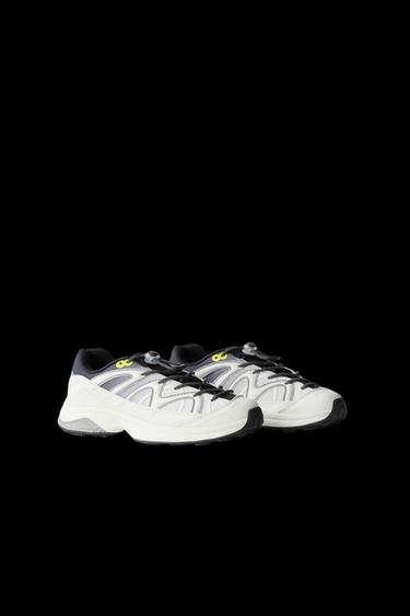 MOUNTAIN TRAINERS - White by Zara