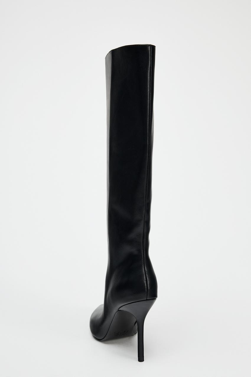 STITCHED DETAIL HEELED BOOTS