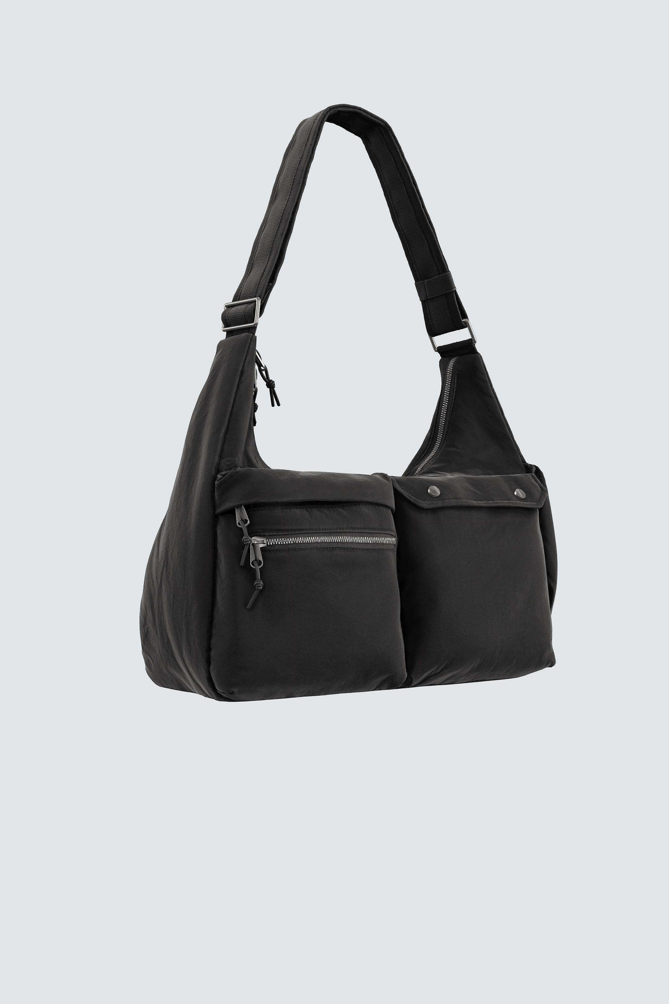 テクニカルマルチポケットバッグ - ブラック | ZARA Japan / 日本