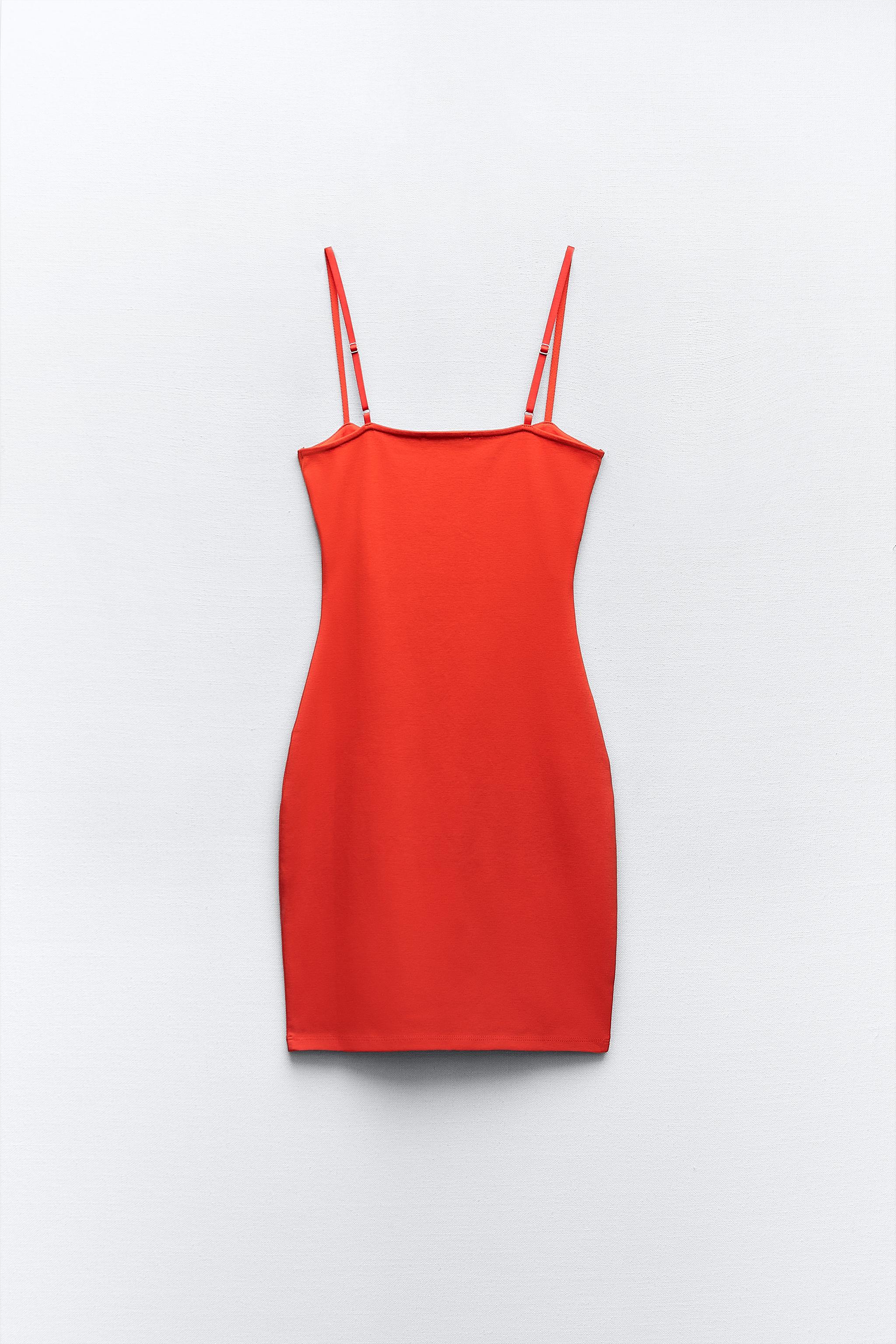 COLO® - ℛed -- robe-zara  Tenue élégante, Collant rouge, Robe rouge zara