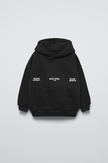 SWEATSHIRT WITH RAISED SLOGAN - Black by Zara