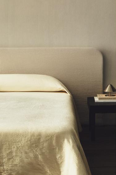 COLCHA JACQUARD FLORAL - Crudo de Zara