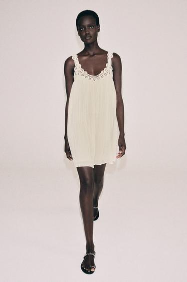 VESTIDO BORDADO TIRANTES ZW COLLECTION - Crudo de Zara - Imagen 0