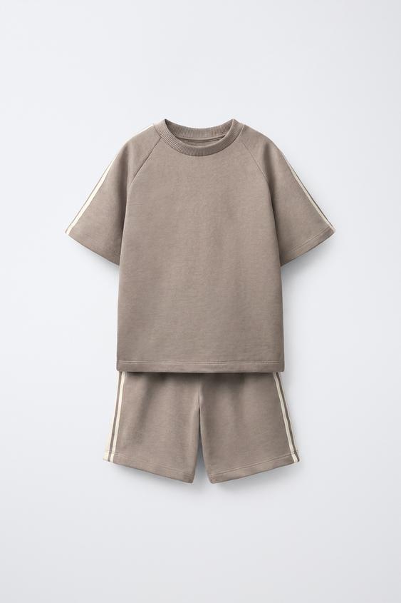 PLUSH T-SHIRT AND STRIPED BERMUDA SHORTS SET - Beige de Zara - Imagen 0
