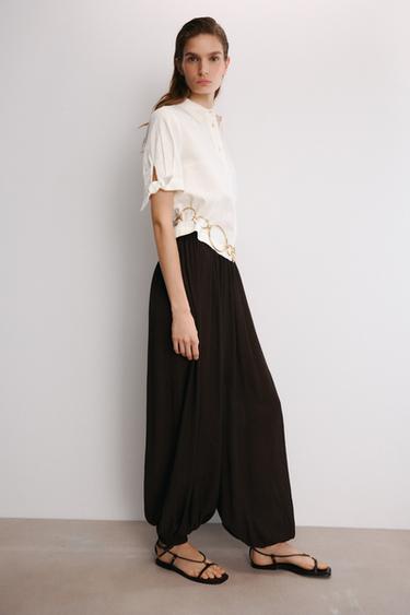 PANTALÓN FLUIDO - Marrón de Zara