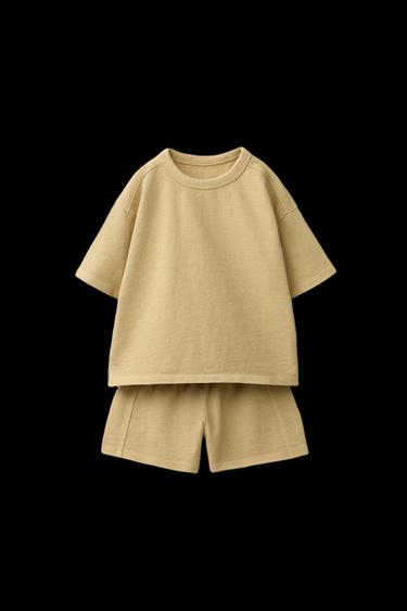 Zara PLAIN JOGGING T-SHIRT AND SHORTS SET - Mustard