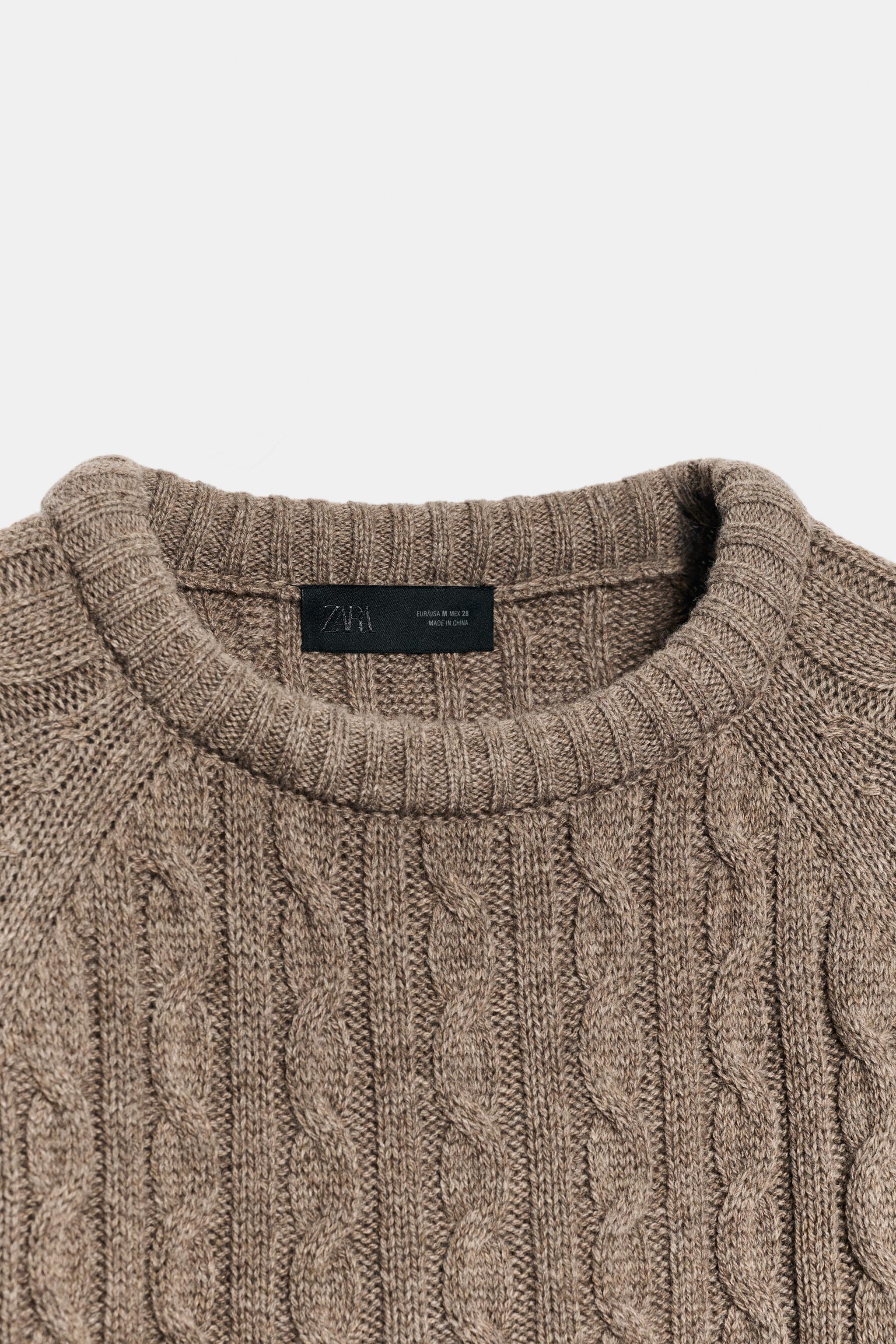 CABLE KNIT SWEATER