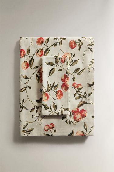 TOMATO-PRINT TABLECLOTH - Sand by Zara - Image 4