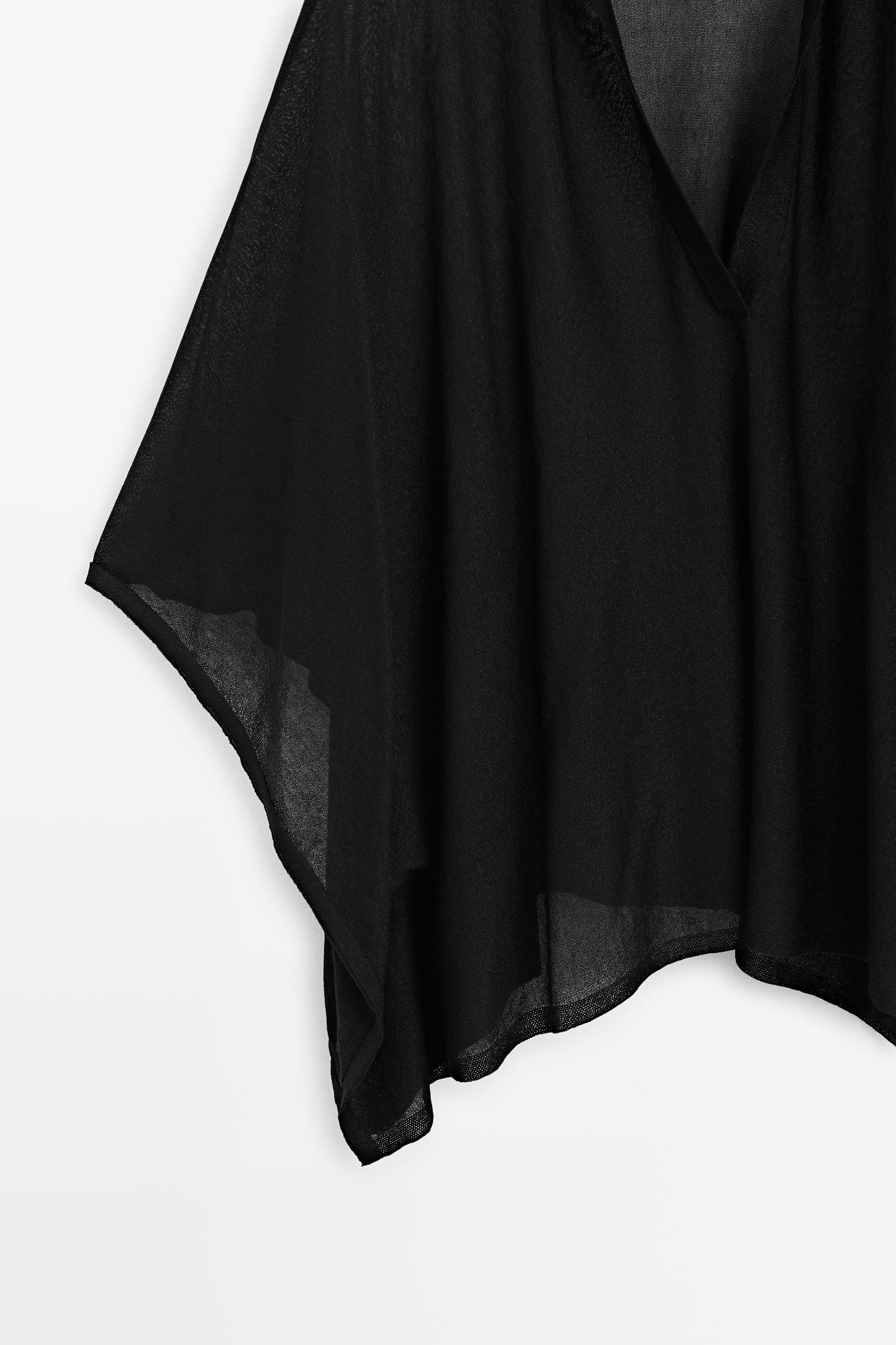 Metallic detail polo collar flowing cape