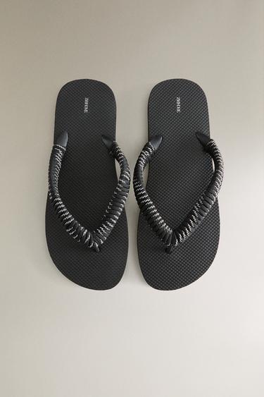 SANDALES ENTRE-DOIGTS À CORDON - Noir de Zara - Image 2
