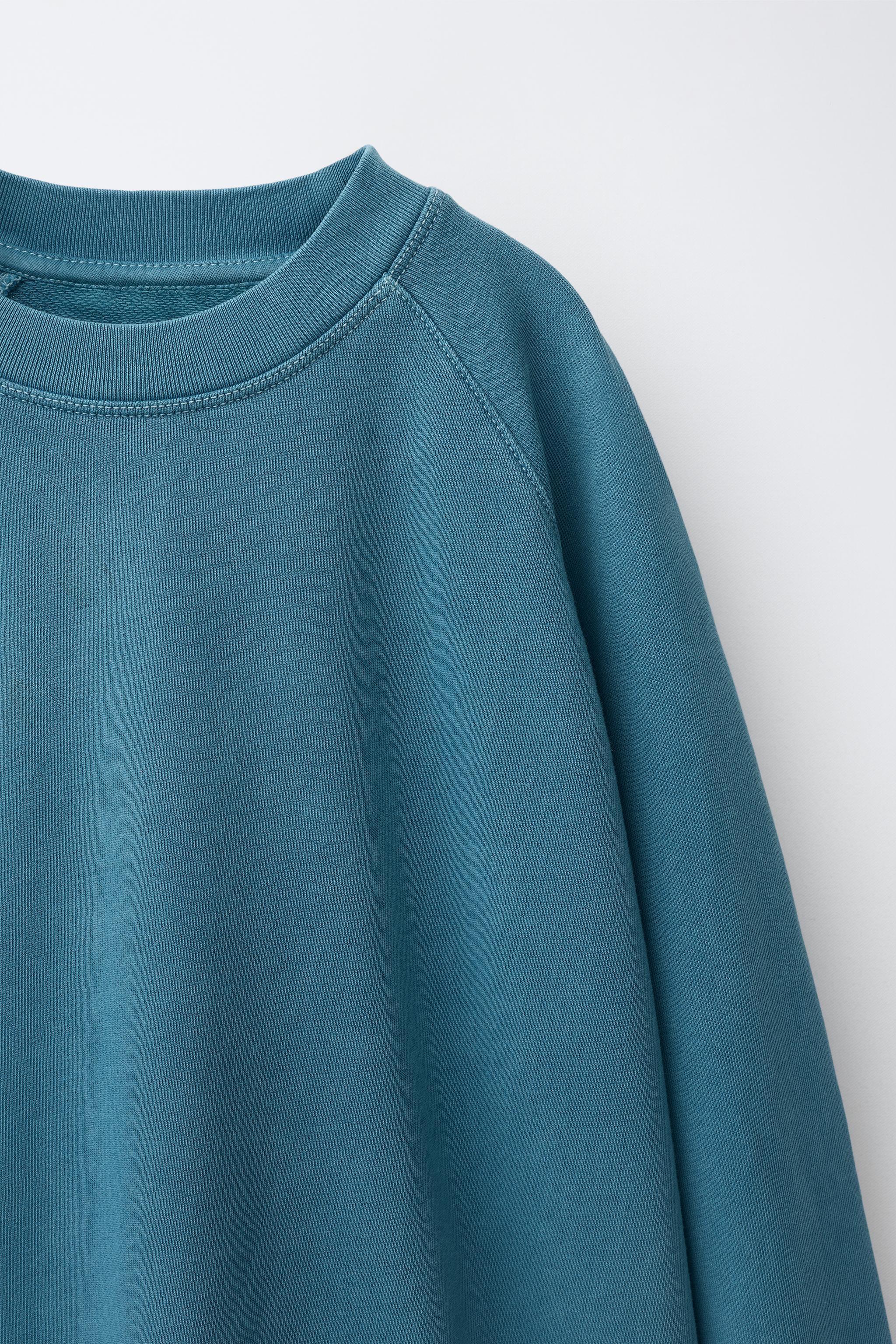 GARMENT-DYED SWEATSHIRT AND JOGGER SET