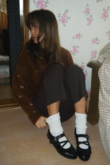 EMBROIDERED KNIT JUMPER - Brown by Zara