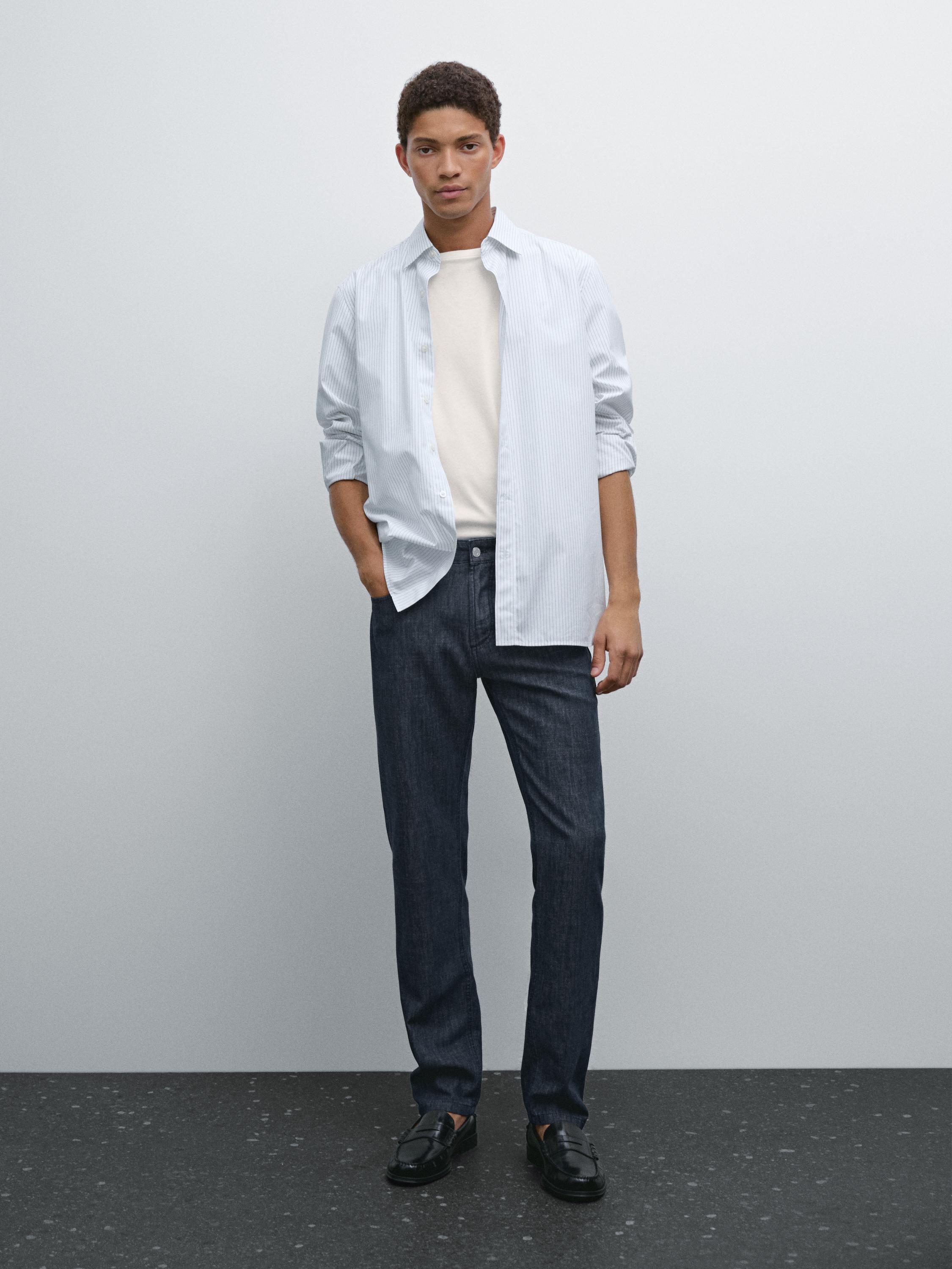 Lightweight tapered fit jeans