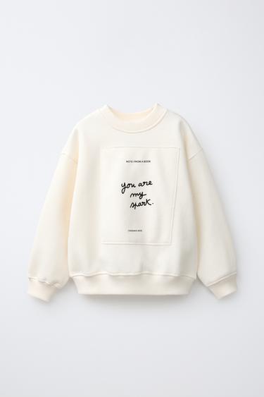 SUDADERA PARCHE Y TEXTO - Crudo de Zara