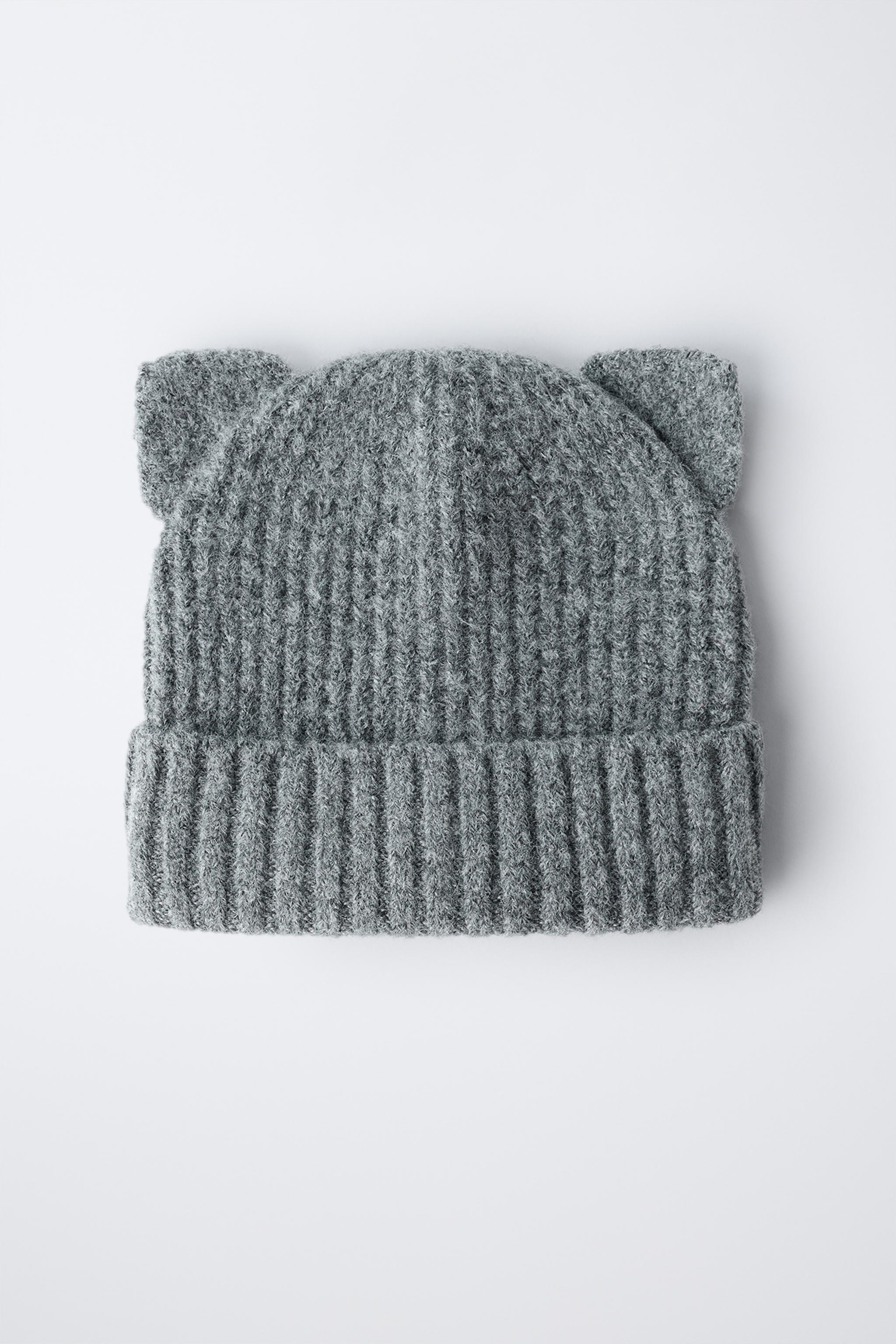 KNIT HAT WITH EARS