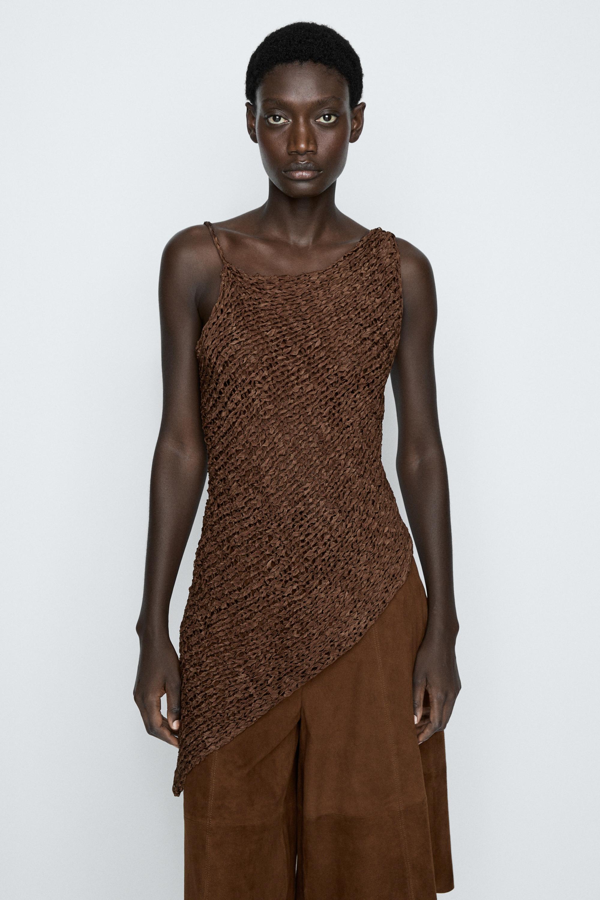 Open-knit asymmetric top - STUDIO — Brown