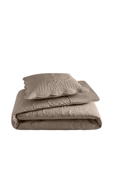 QUILTED QUILT WITH RAISED DESIGN - Brown / Taupe by Zara