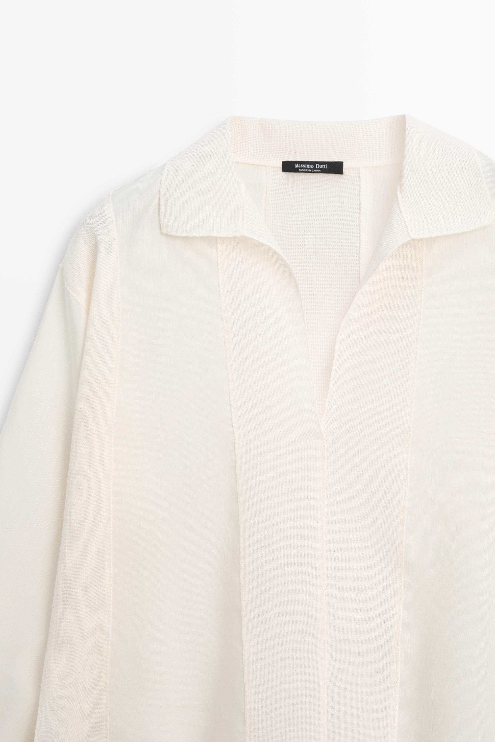 Flowing blouse with seam details