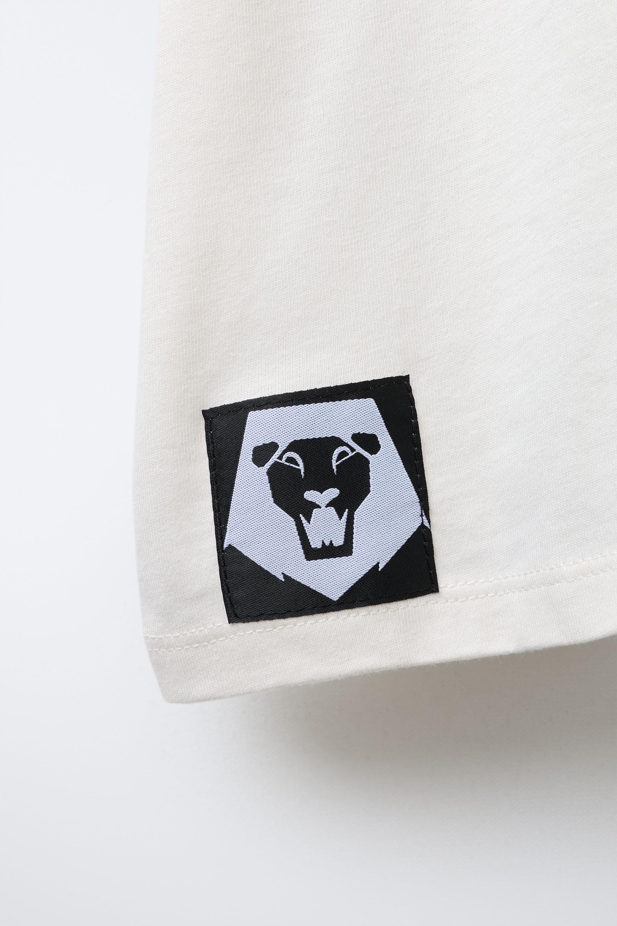 KPOP DEMON HUNTERS™ NETFLIX © T-SHIRT