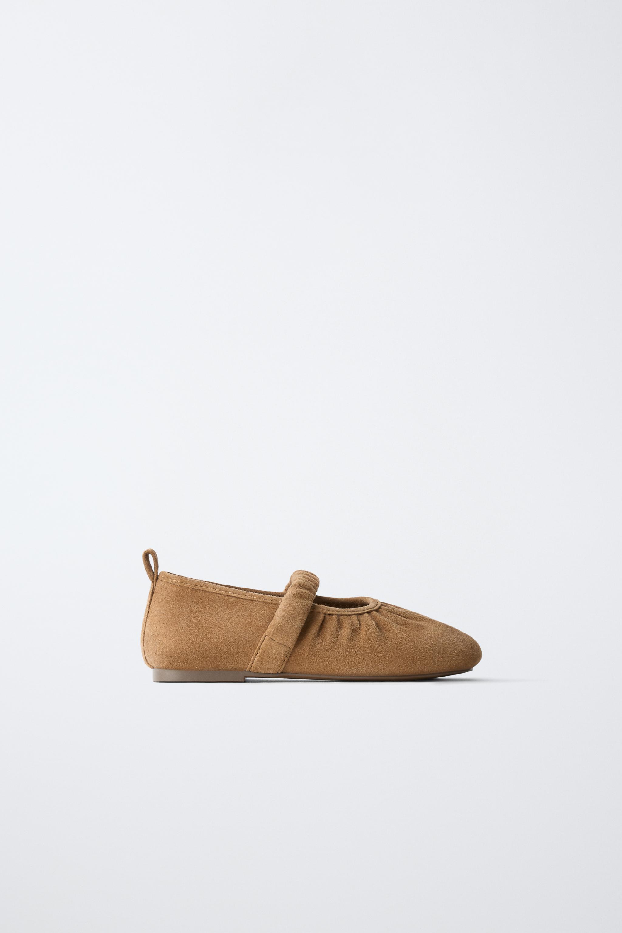 LEATHER RUCHED BALLET FLATS
