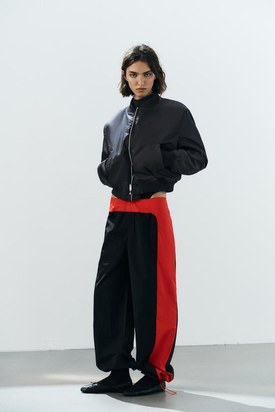 PANTALON TECHNIQUE VOLUME BANDE LATÉRALE - Rouge de Zara - Image 0
