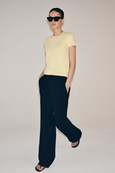 T-SHIRT EN COTON FLAMMÉ - Jaune pastel de Zara - Image 3