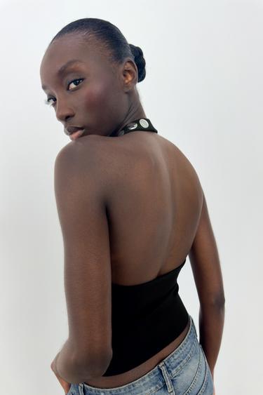 TOP HALTER CLOUTÉ - Noir de Zara - Image 5