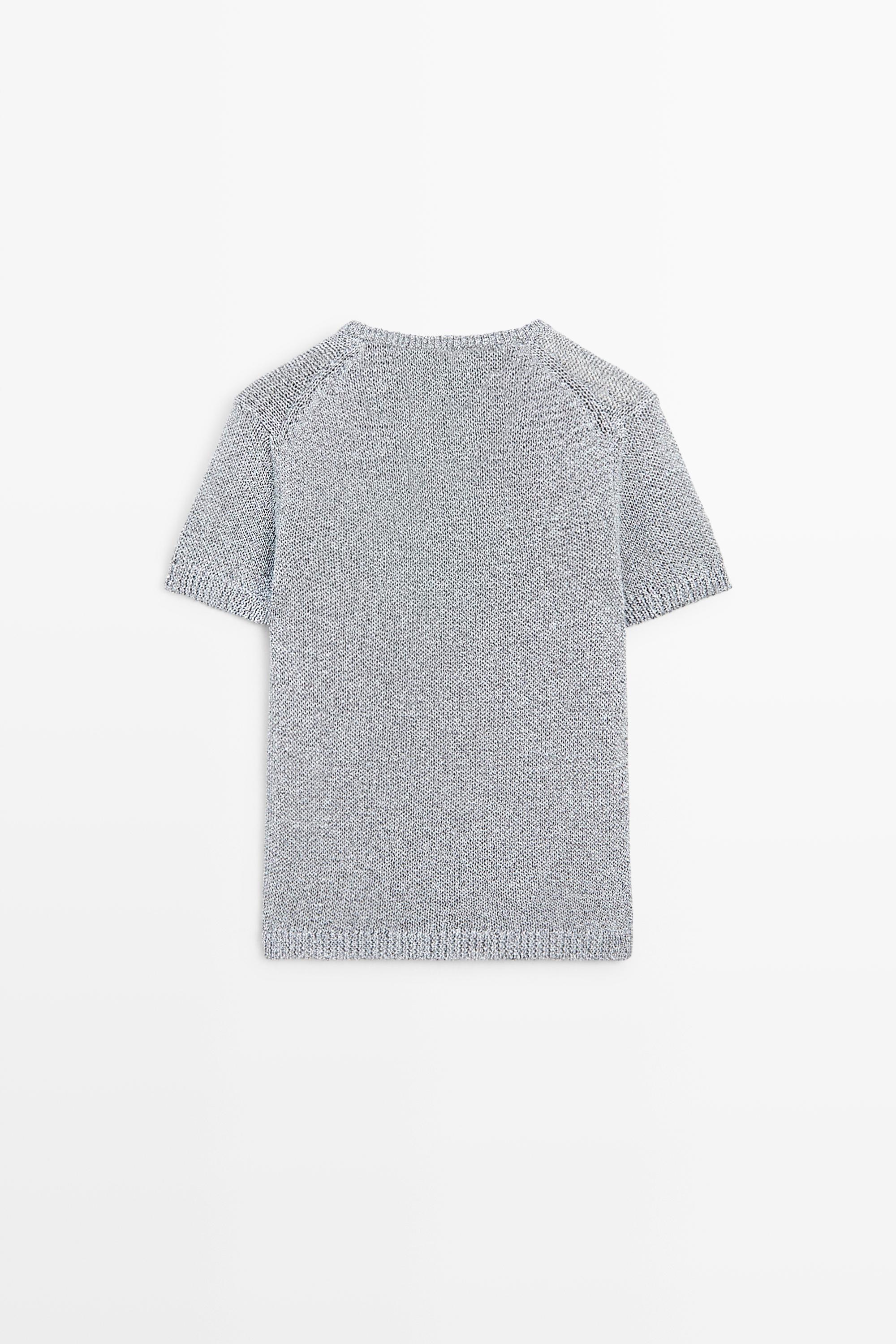 Short sleeve knit top