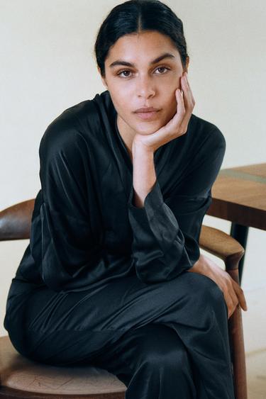Zara FLOWY SATIN EFFECT BLAZER SHIRT - Black