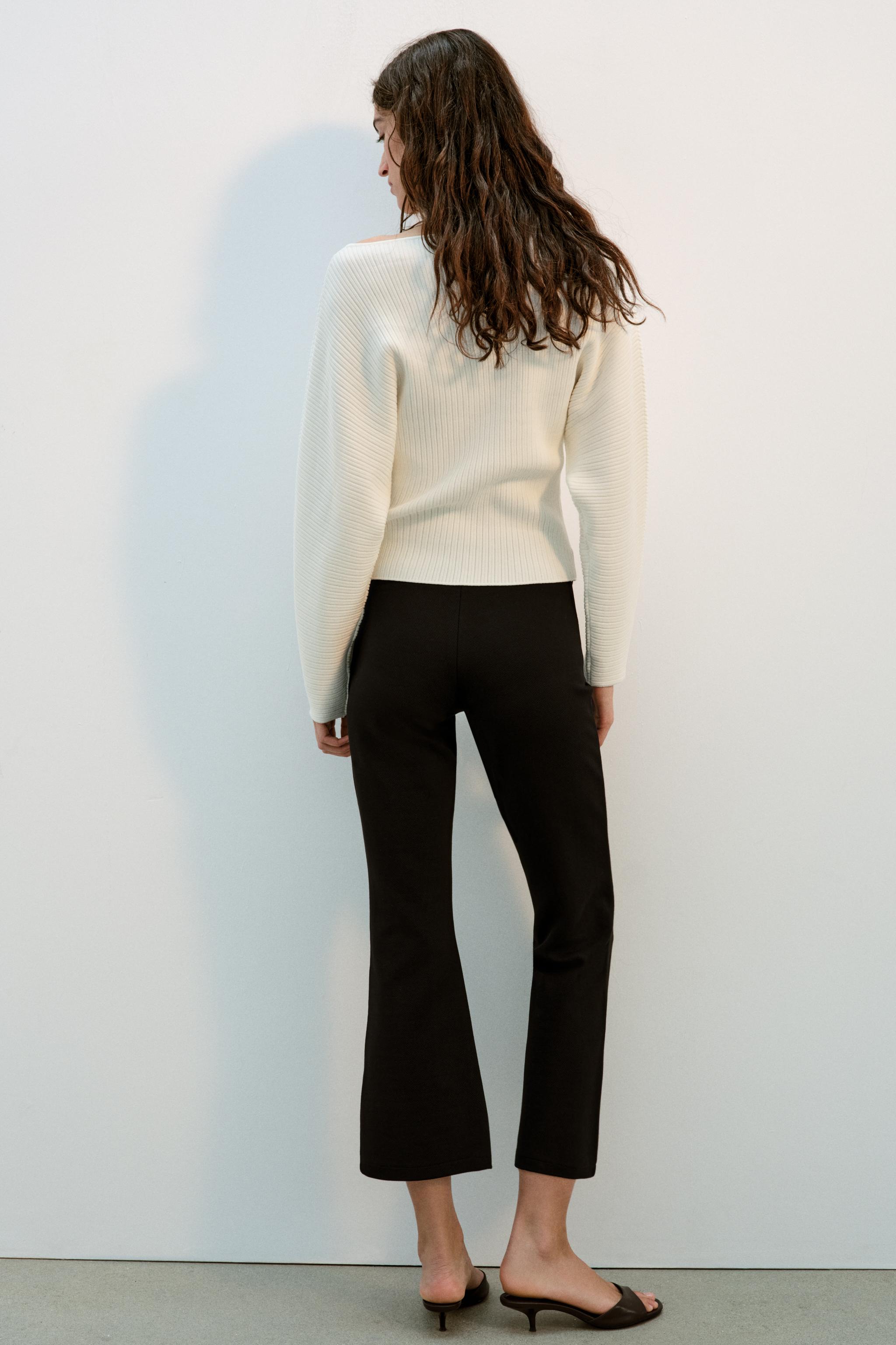 PANTALON FLARE À FERMETURE ÉCLAIR