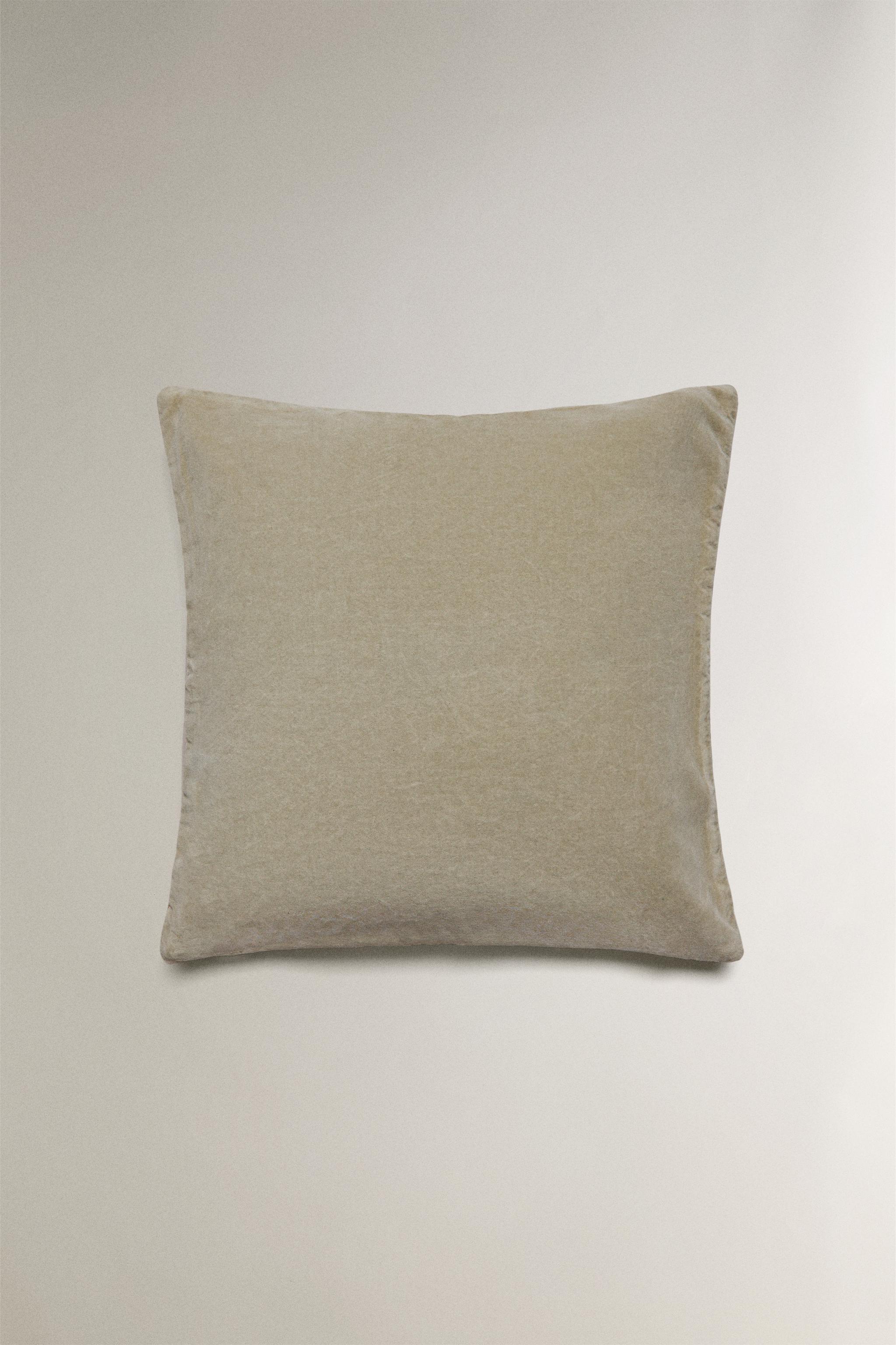 HOUSSE DE COUSSIN MATELASSÉE
