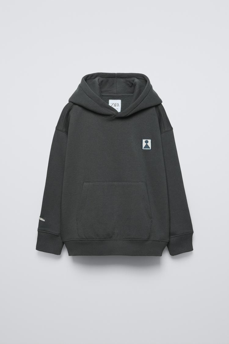 エンブロイダリーフーディ - カーボングレー | ZARA Japan / 日本 
