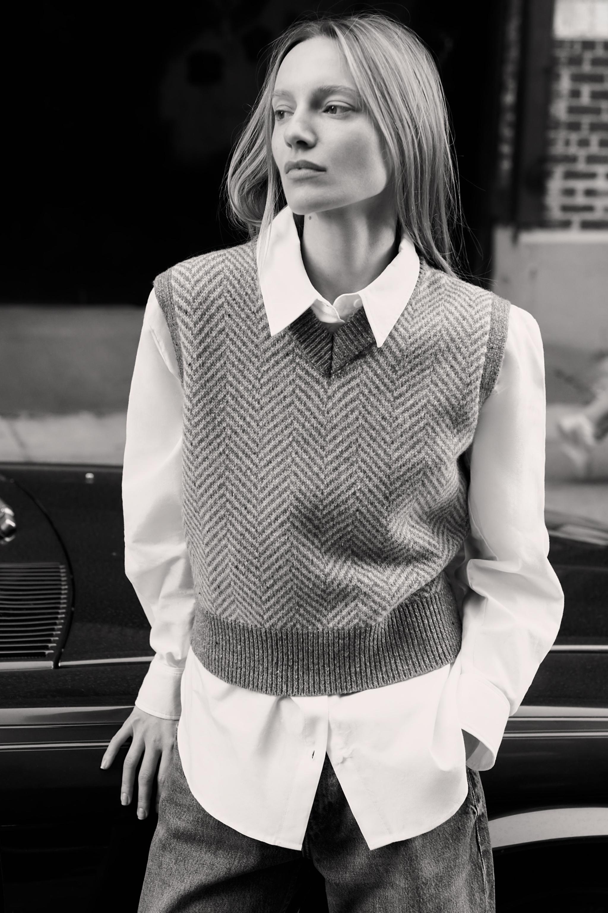 HERRINGBONE WOOL VEST