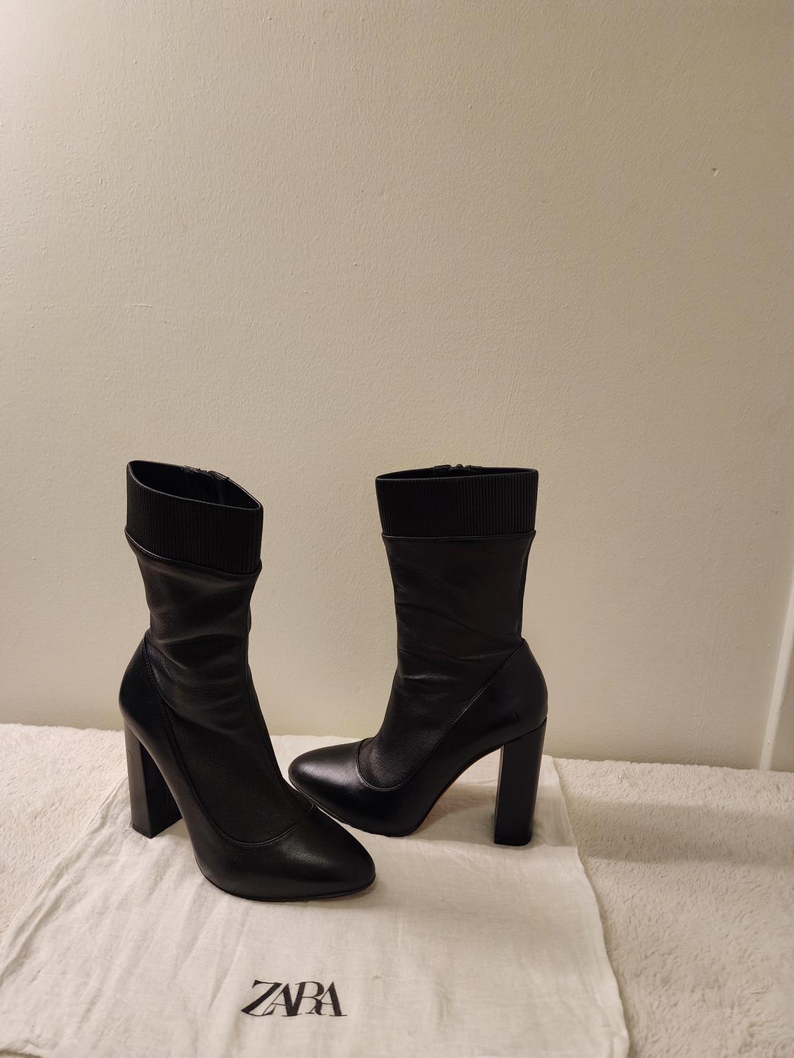 BLACK SOCKS ANKLE HIGH HEEL BOOTS - Image 4