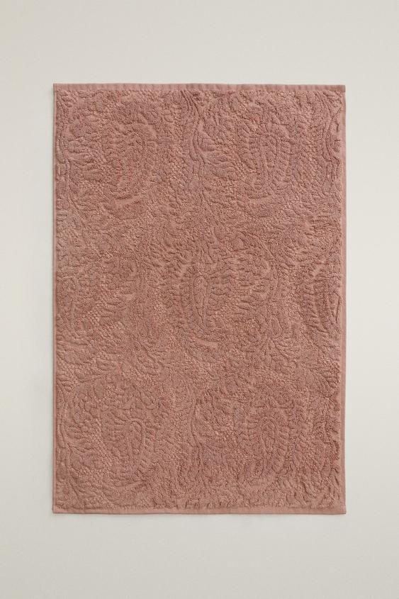 PAISLEY JACQUARD BATH MAT - Pale pink by Zara - Image 0