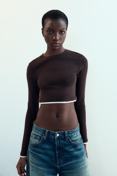 CAMISETA CORTA EFECTO DOBLE - Marrón de Zara