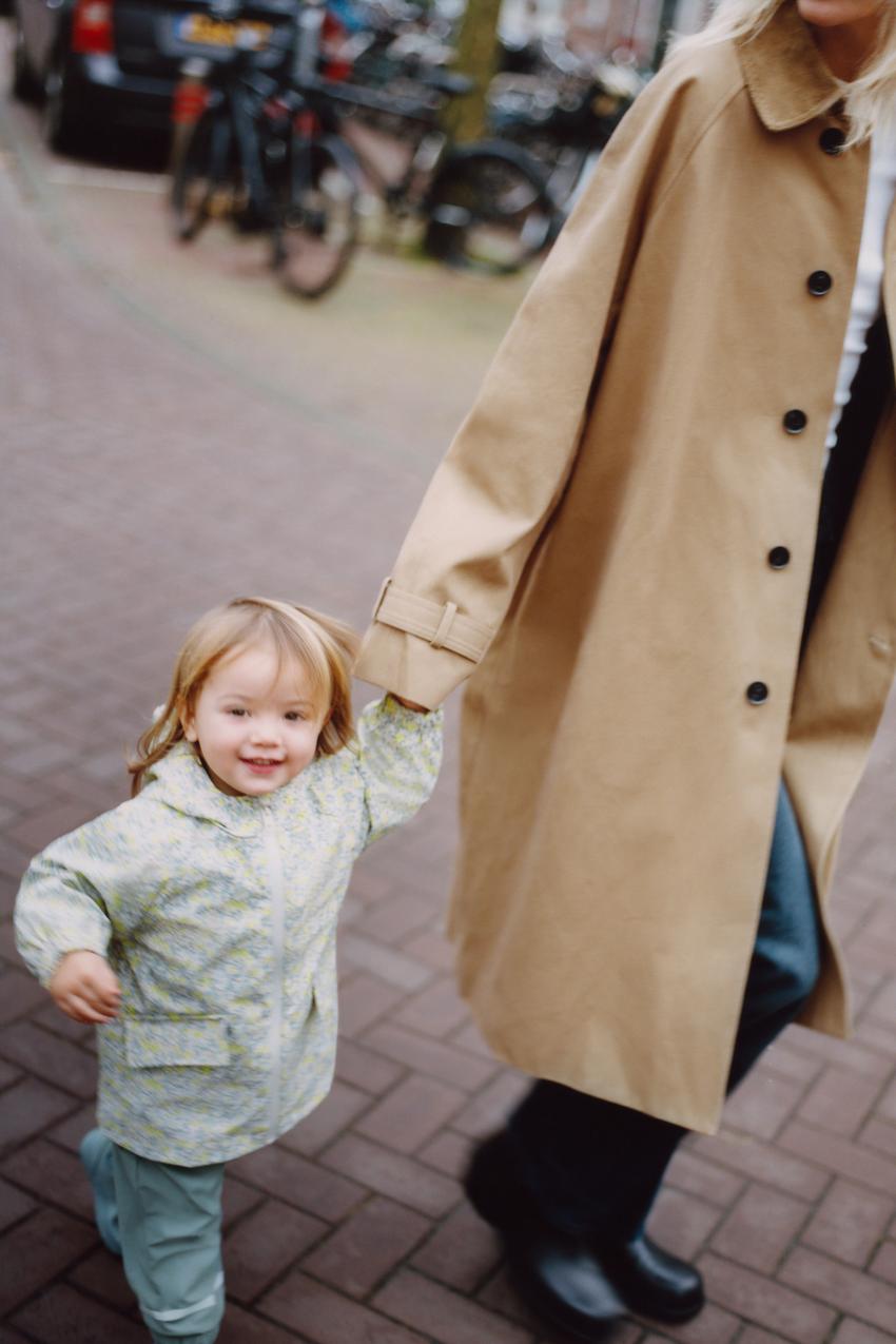RUBBERIZED FLORAL RAINCOAT