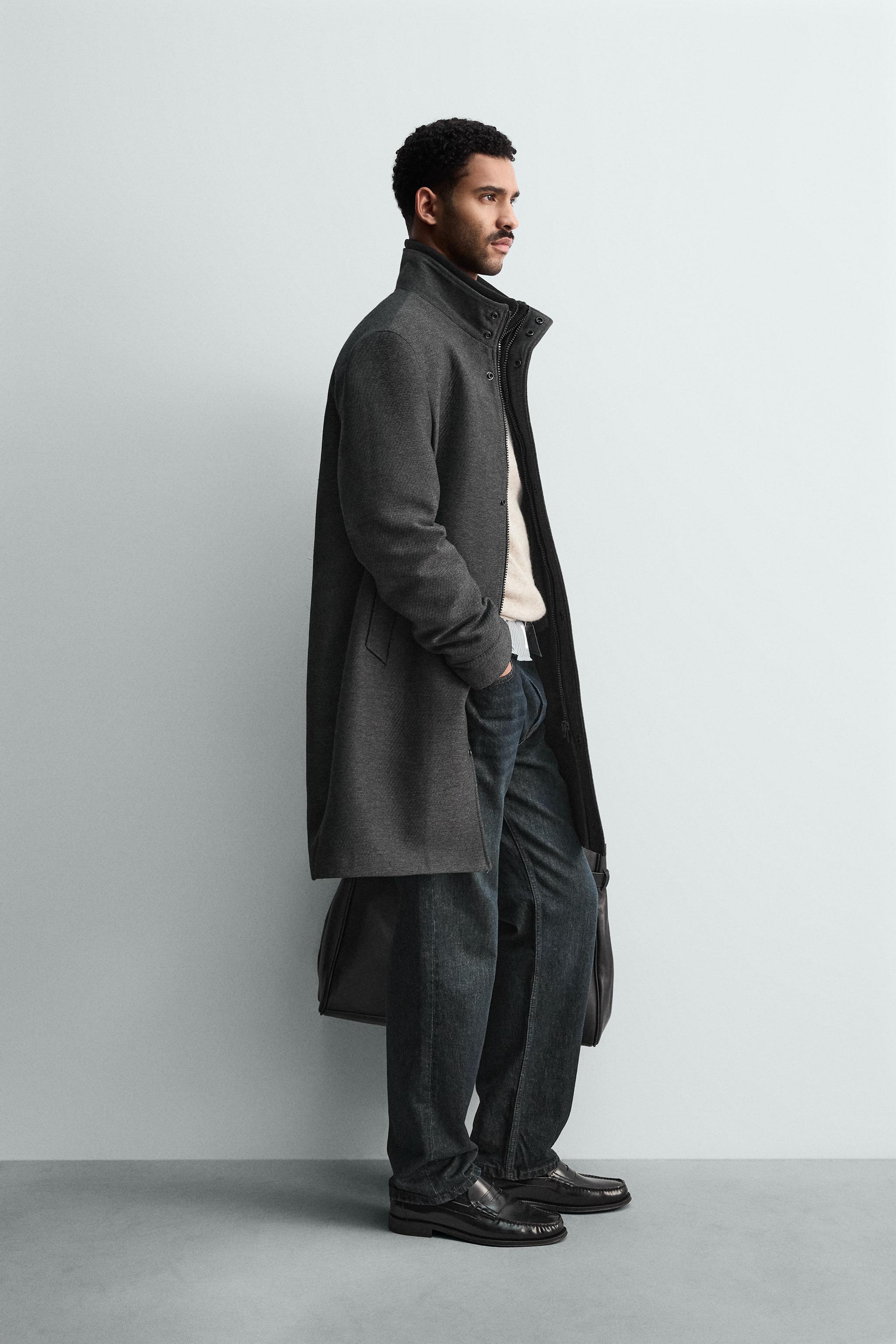 REMOVABLE COLLAR COAT