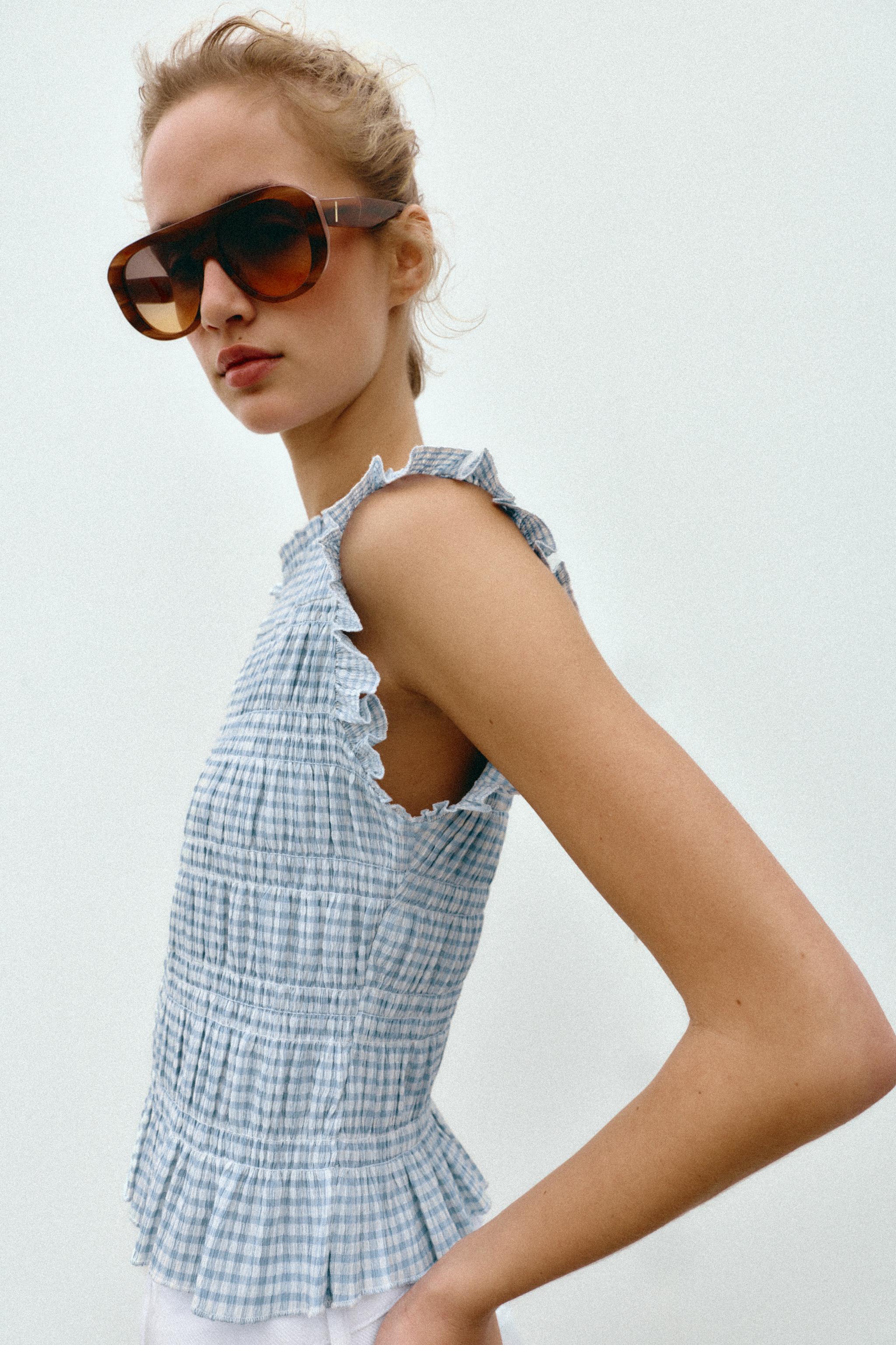 SMOCKED GINGHAM TOP