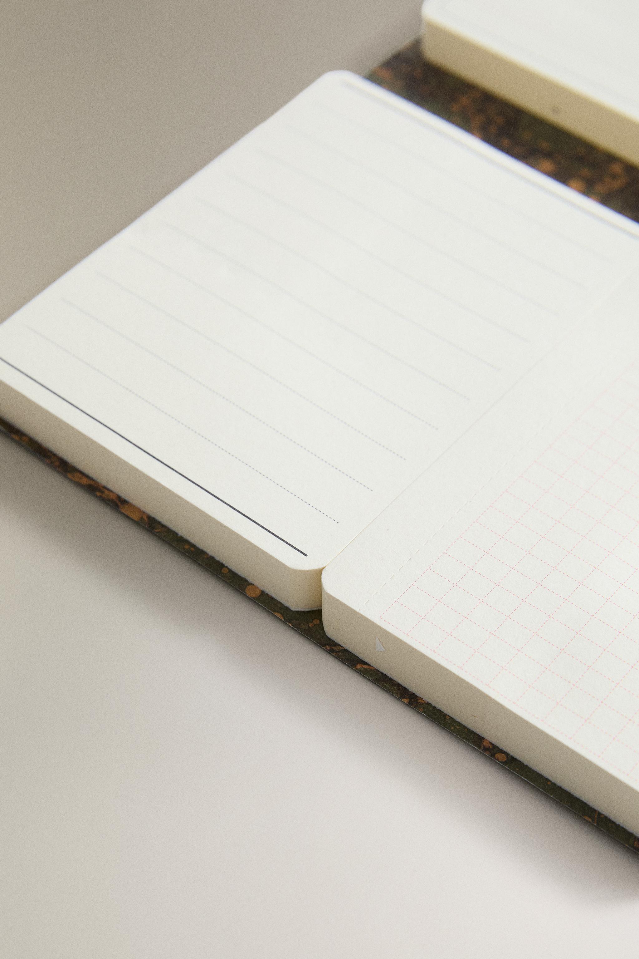 FOLD-OUT STICKY NOTE PAD