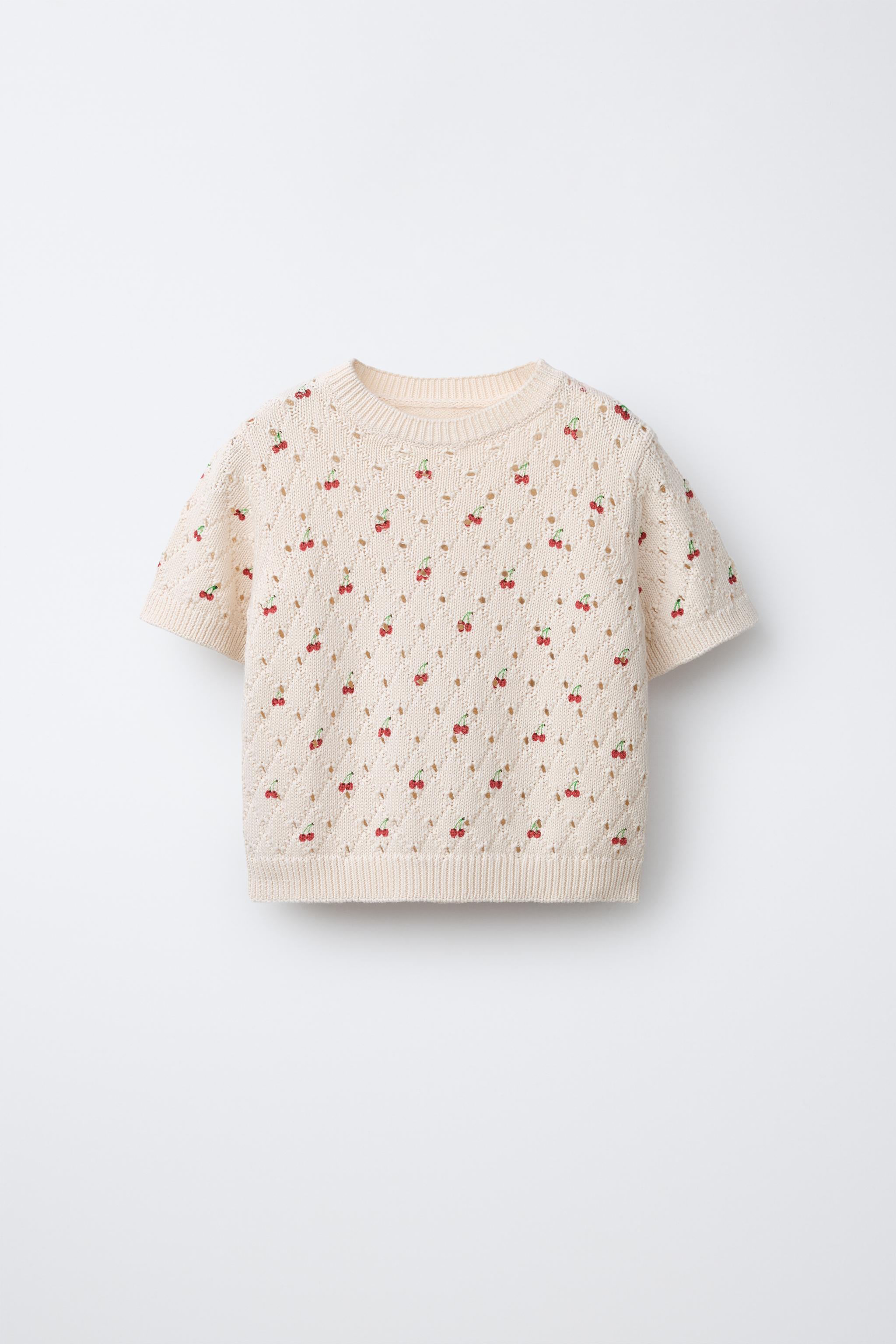PULL EN MAILLE À CERISES