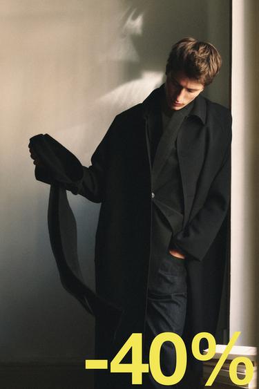 معطف ترنش بقياس كبير مع صوف - أسود الخاص بـ Zara