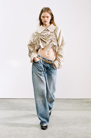 CHAQUETA CORTA GABARDINA FRUNCES - Beige de Zara - Imagen 0