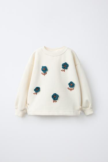 KNIT FLOWER SWEATSHIRT — Ecru 1