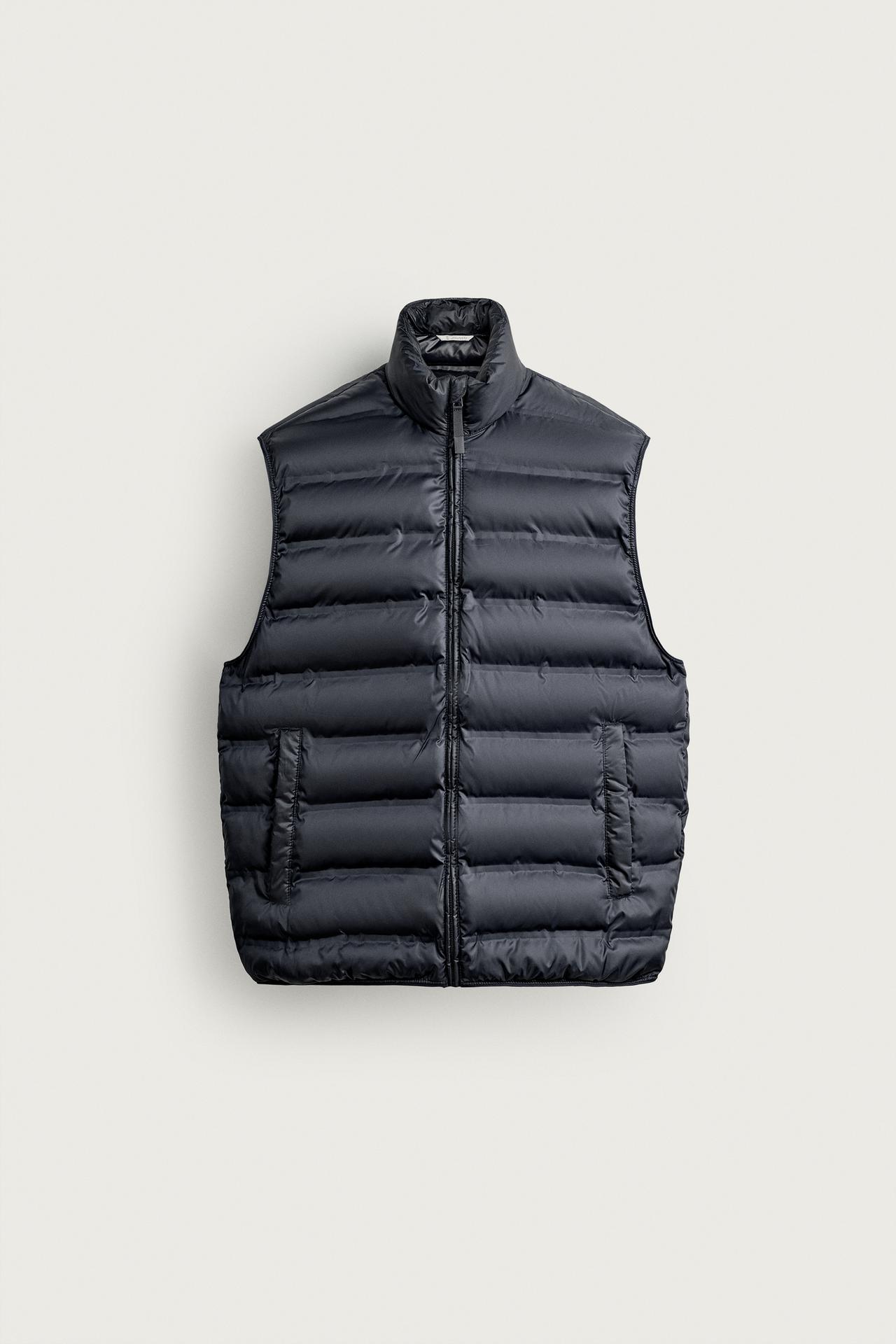 LIGHTWEIGHT WATER REPELLENT PUFFER VEST — navy