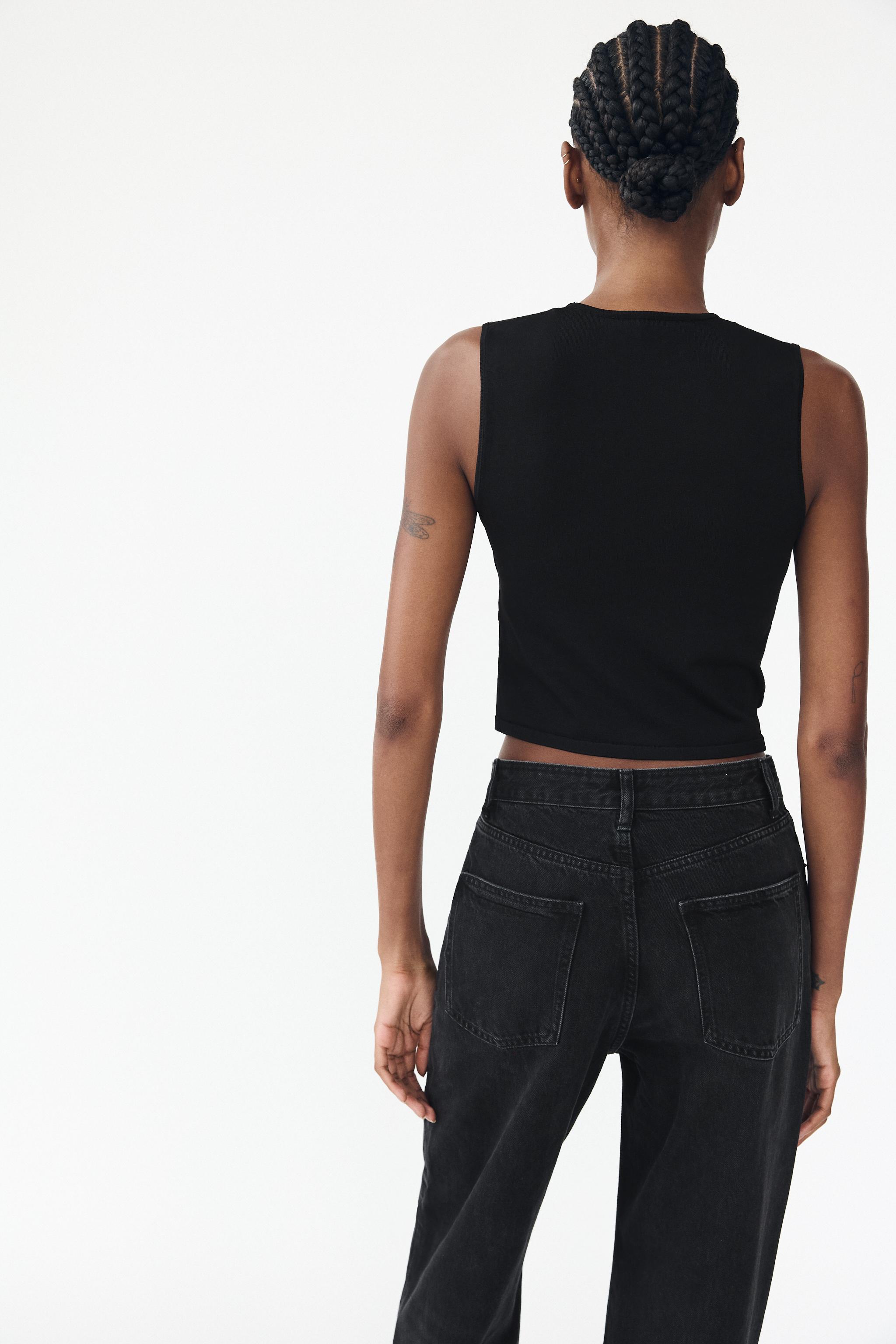 カットアウト入りニットトップス - ブラック | ZARA Japan / 日本