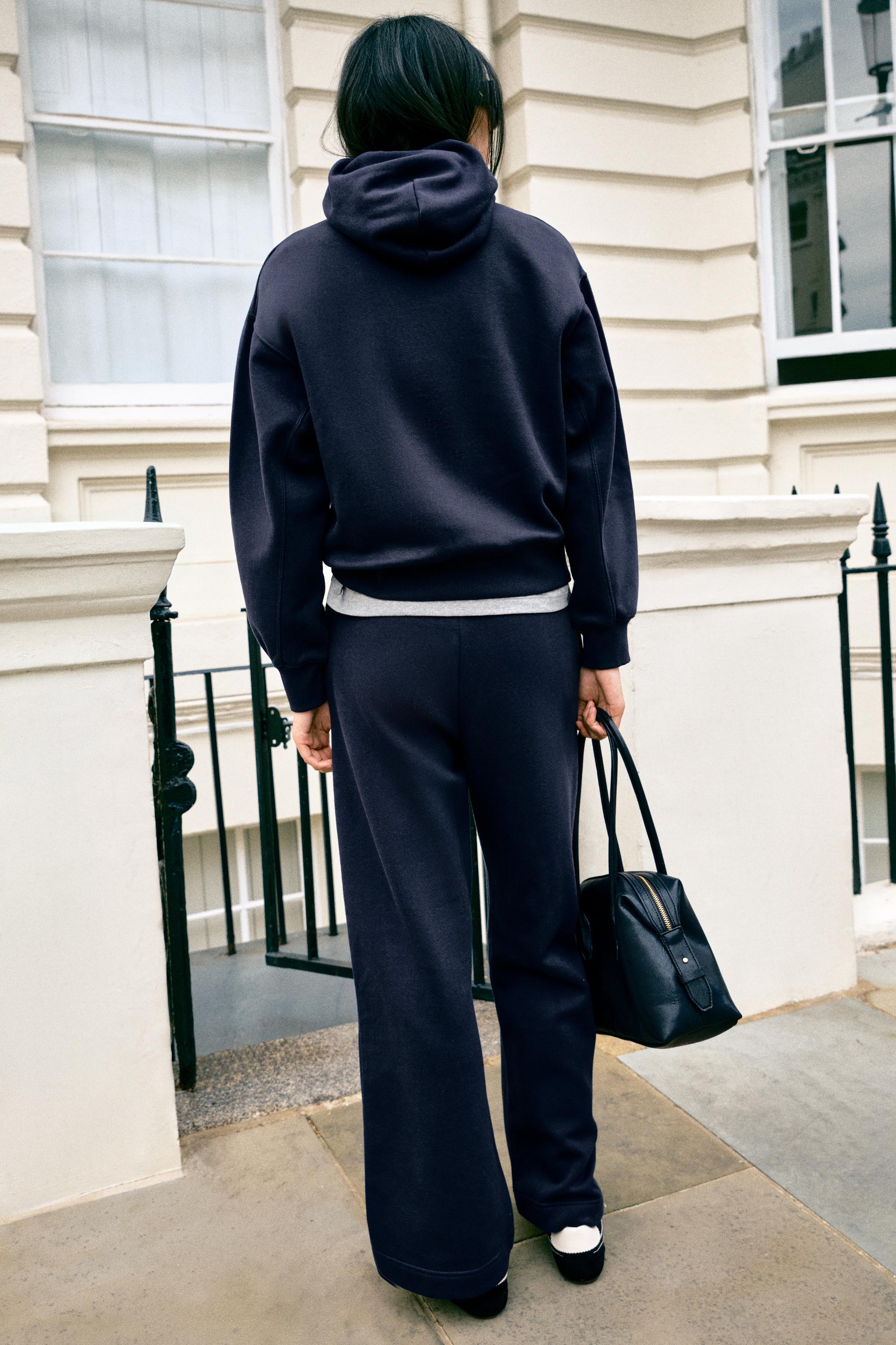 PANTALON EN MOLLETON BASIQUE