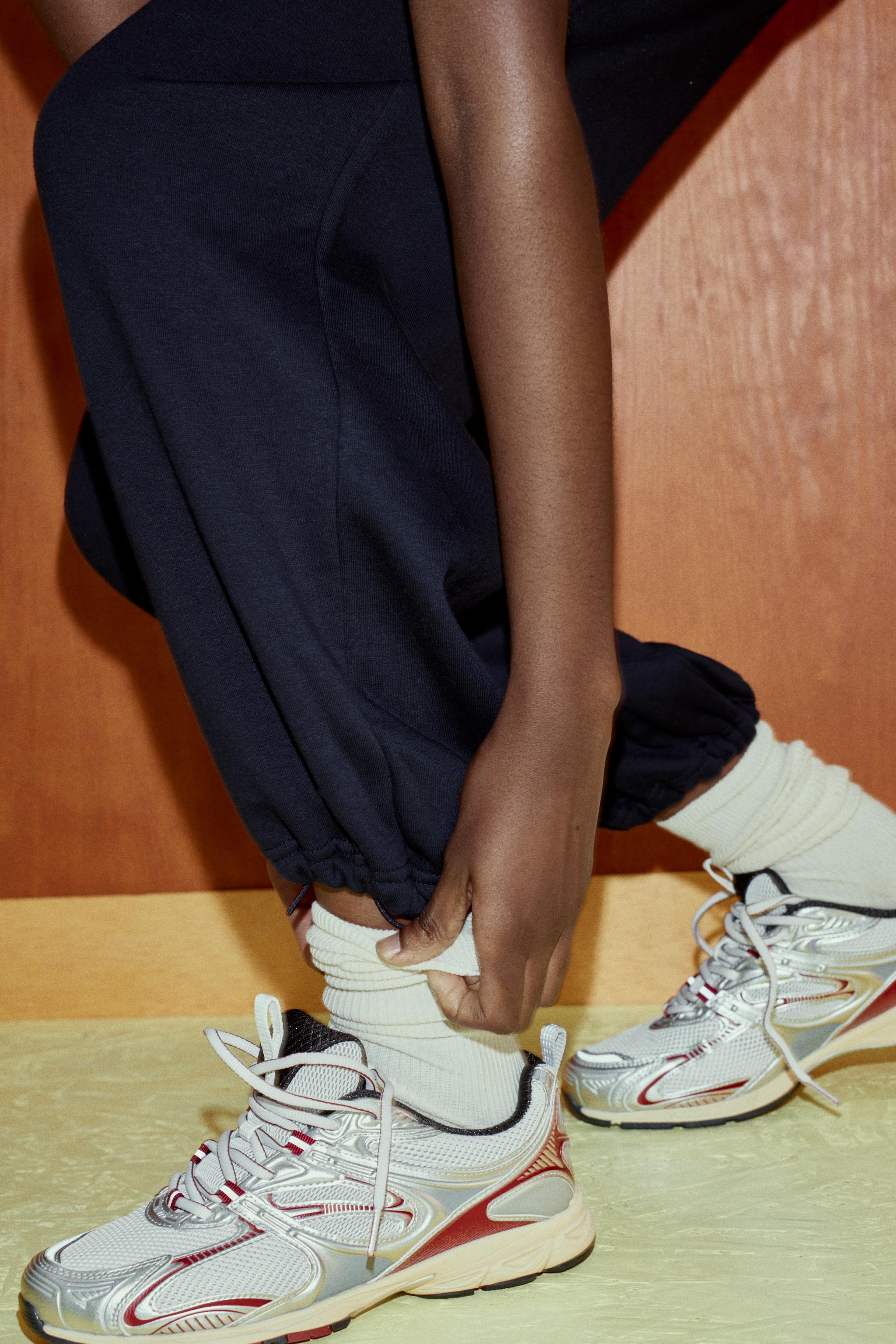 BASKETS AVEC CONTRASTES