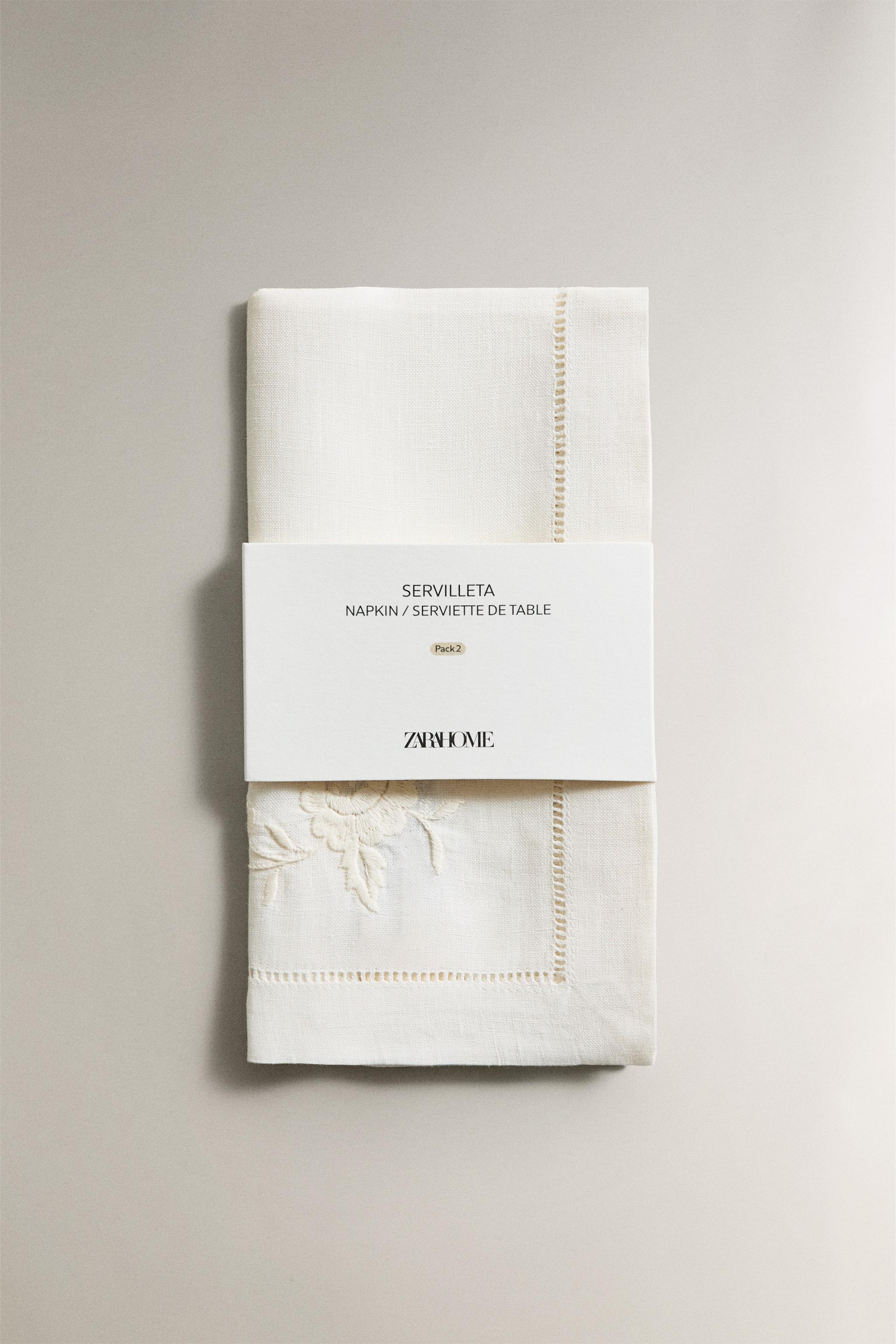 SET OF LINEN NAPKINS WITH FLORAL EMBROIDERY AND HEMSTITCHING (SET OF 2)