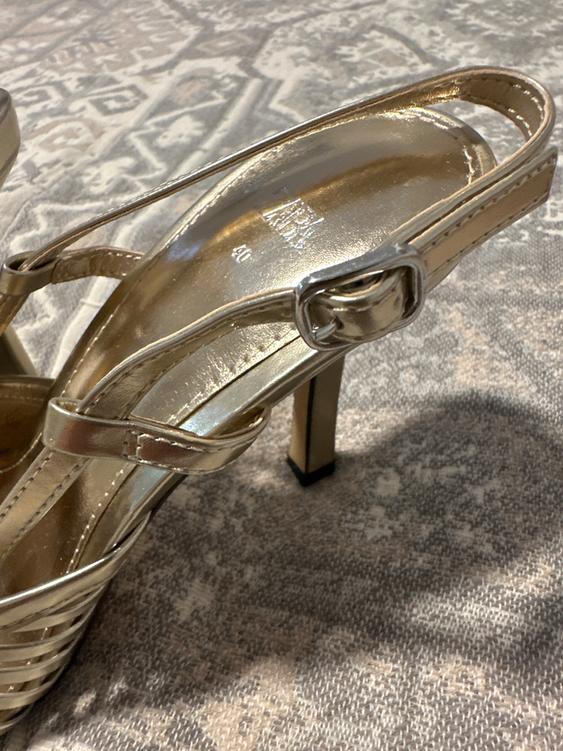 METALLIC SLINGBACK HEELS - Image 3